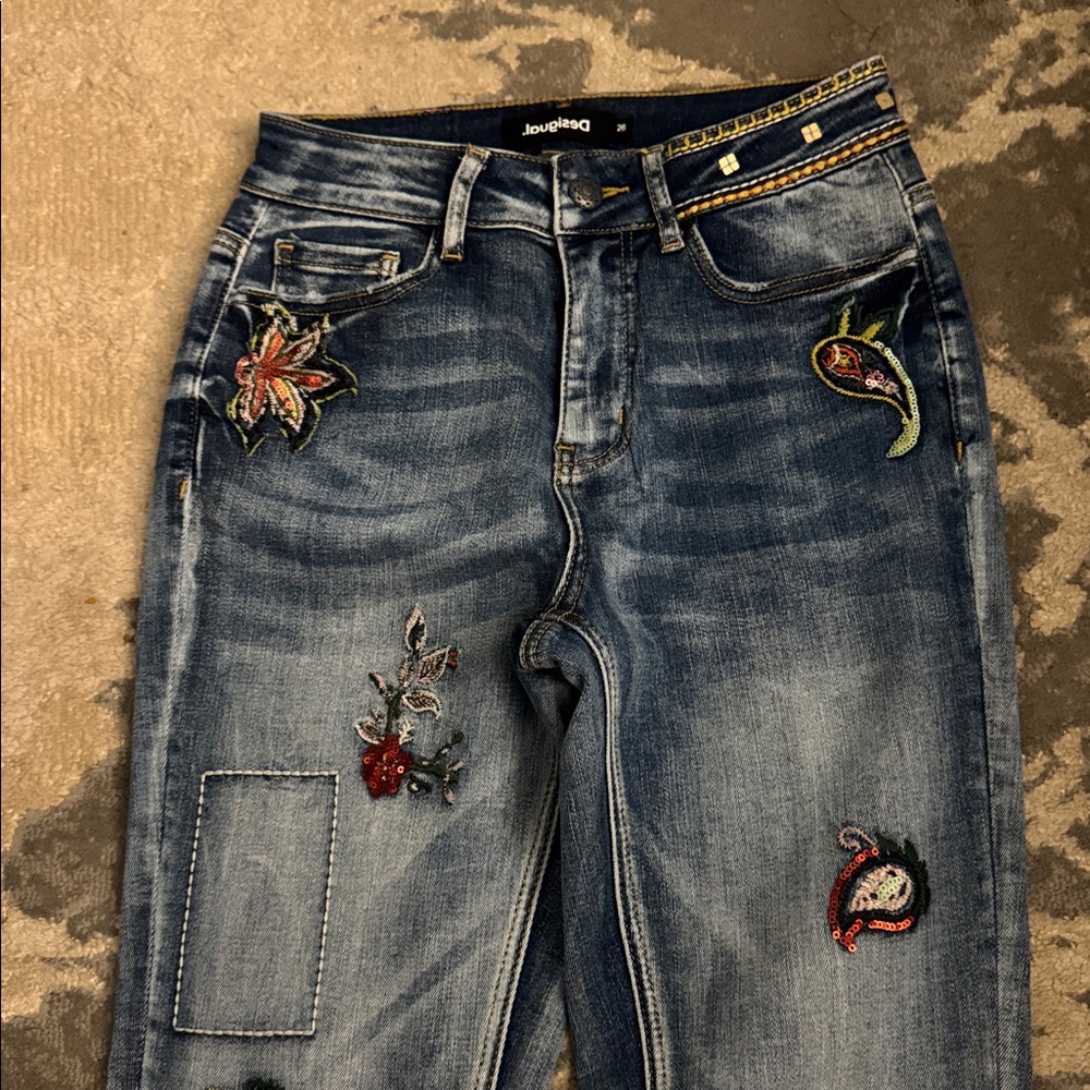 Desigual designer jeans with embroidery